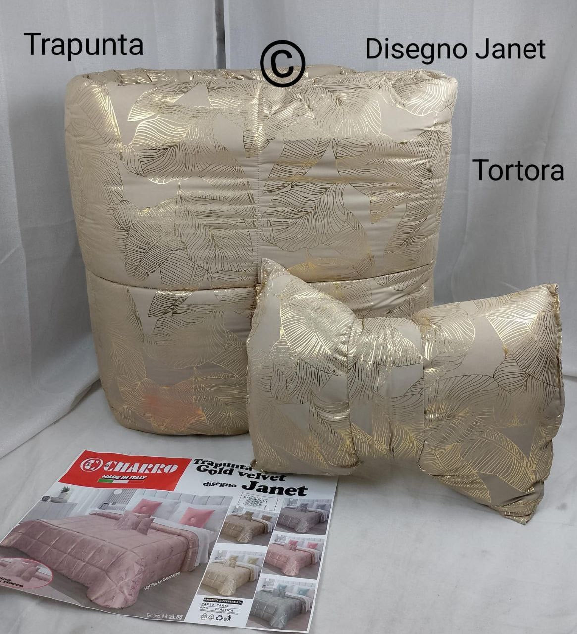 TRAPUNTA IN VELLUTO CON 2 CUSCINI FIOCCO